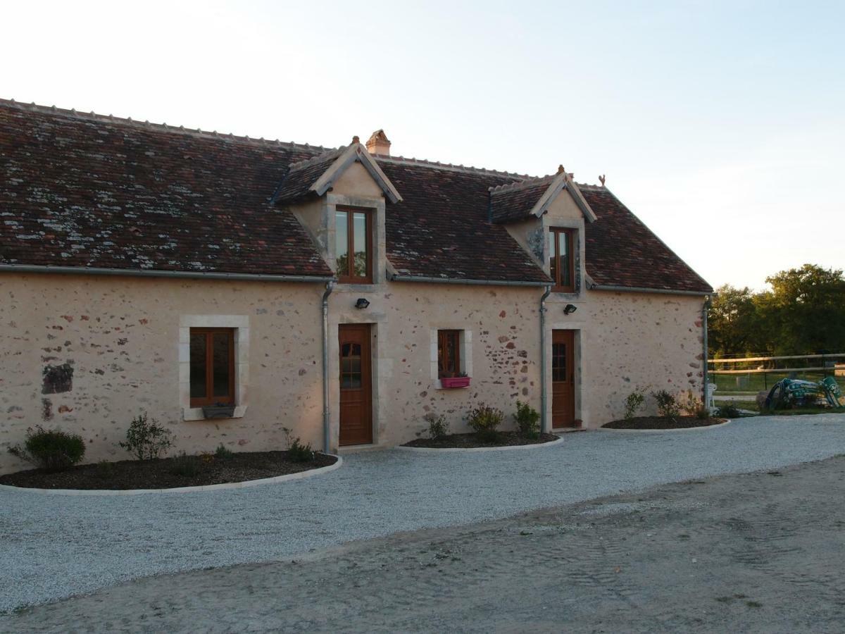 Petit gîte à la ferme Rosnay  Extérieur photo